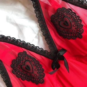 New Red lace lingerie